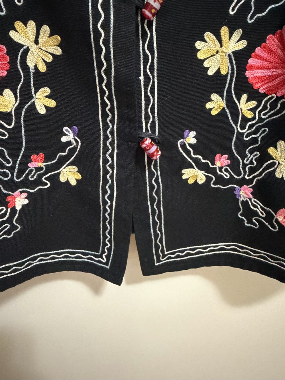 Draper’s & Damon’s Embroidered Jacket 1X Black Floral Beaded Toggle Cottagecore - Picture 5 of 12